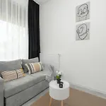 Apartament Comfortable With Parking In By Renters
