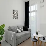 Comfortable With Parking In By Renters * Szczecin