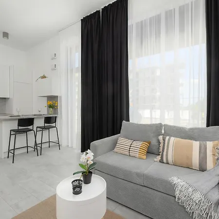 Comfortable With Parking In By Renters Апартаменты