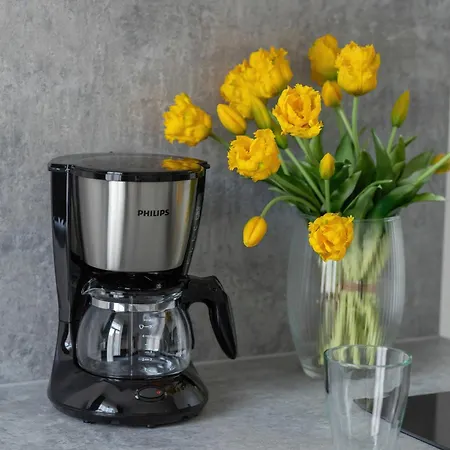 Comfortable With Parking In By Renters Apartment