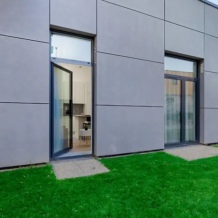 Comfortable With Parking In By Renters * Szczecin