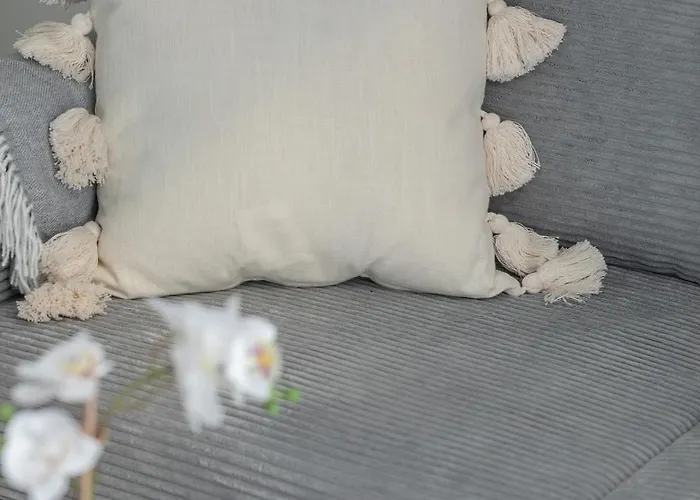 Lejlighed Comfortable With Parking In By Renters