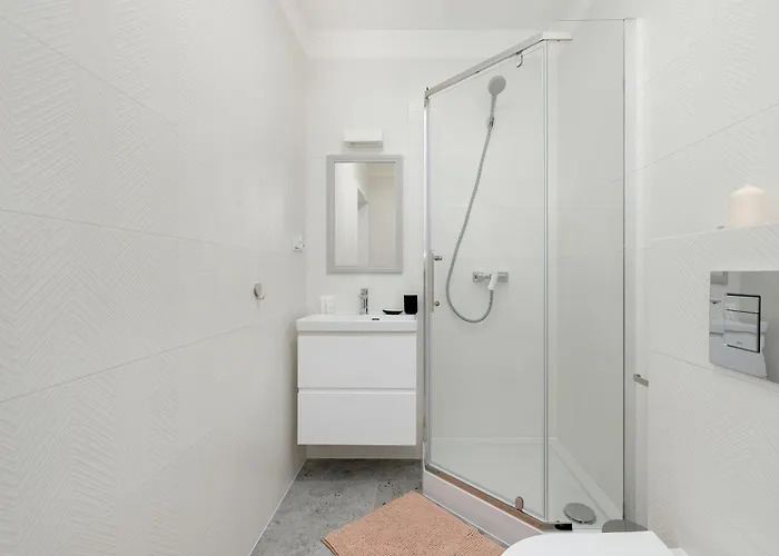 Comfortable With Parking In By Renters Lejlighed *