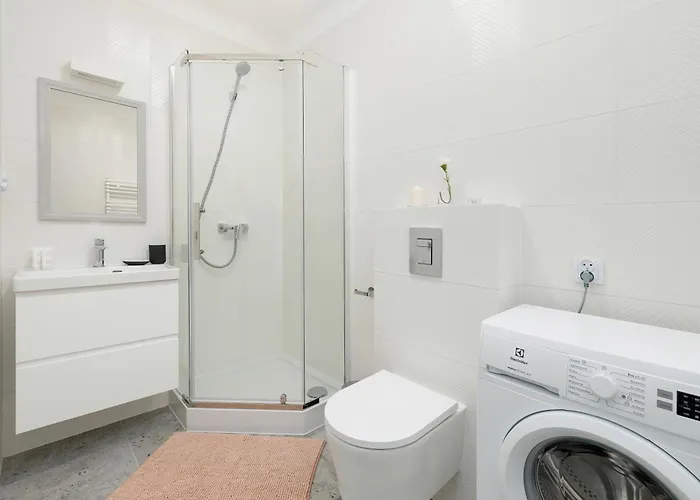 Lejlighed Comfortable With Parking In By Renters